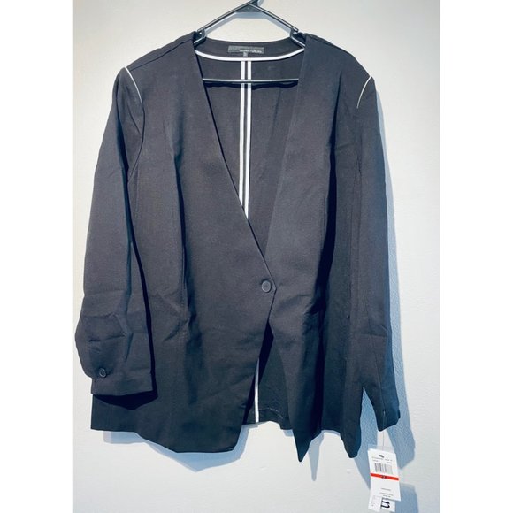 Amanda & Chelsea One Button Piped Ponte Knit Blazer in Black 2X - Picture 2 of 7